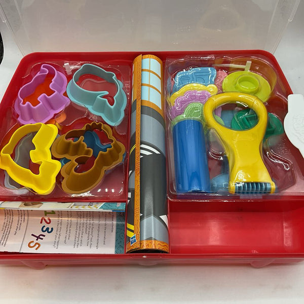 Play-Doh Academy Activity Case Playset