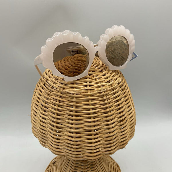 Size OS Toddler: H&M Clamshell Sunglasses NEW w/ Tags