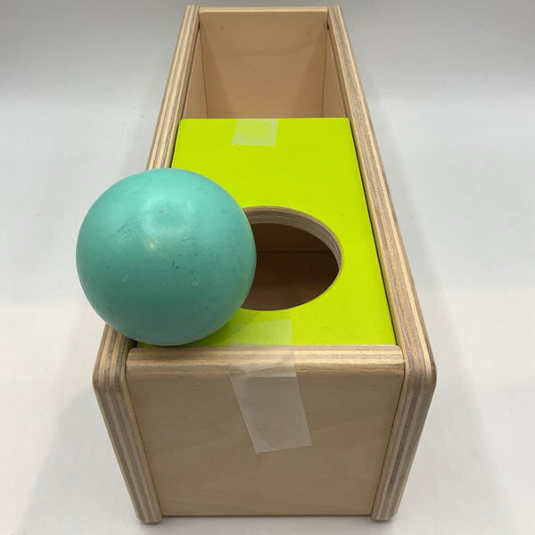 Lovevery Wooden Green Sliding Top Box/Ball