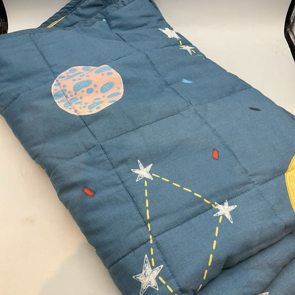 34"x46" Blue/Multi Space Print Weighted Quilt