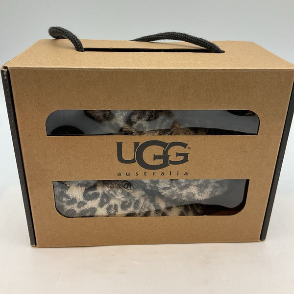 Size 2-3 (6-12m): UGG Gray Leopard Print Fleece Booties