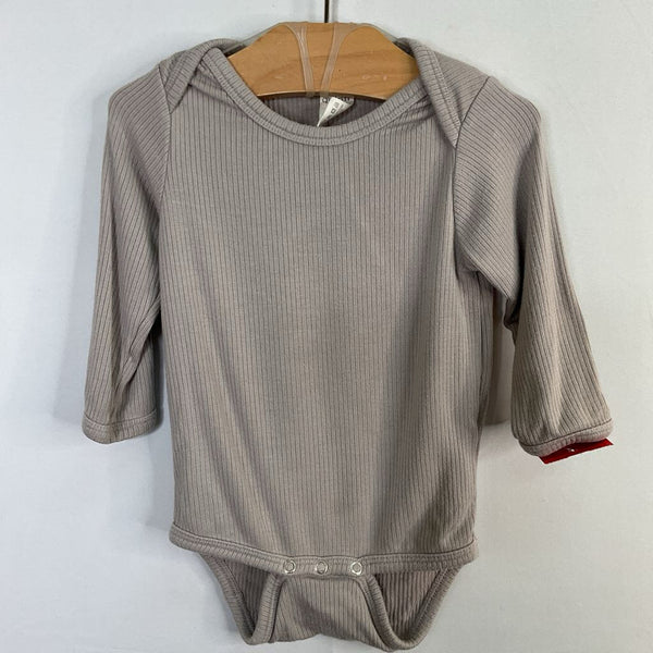 Size 3-6m: Kate Quinn Gray Ribbed Bamboo Long Sleeve Onesie
