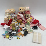 Calico Critters Family Seven Seater Assorted Set -As Is