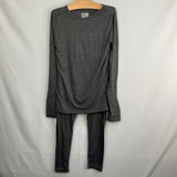 Size 8-10 (M): 32 Degree Heat Heathered Grey Base Layer Set