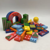 Hape Wooden Dynamo Dominoes Set