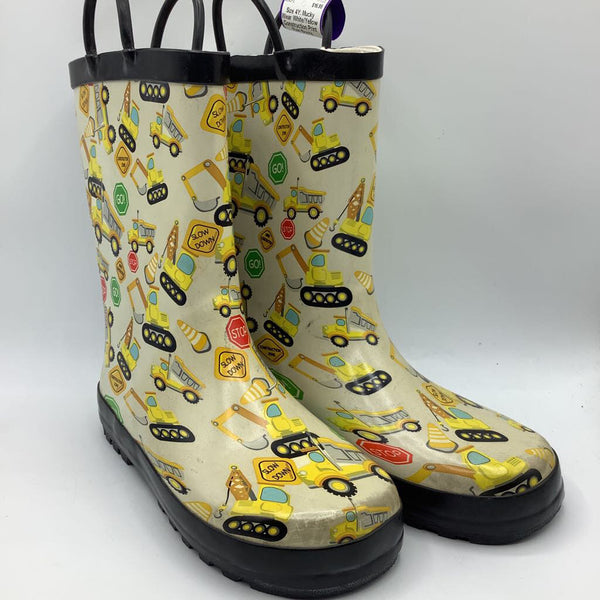 Size 4Y: Mucky Wear White/Yellow Construction Print Rain Boots